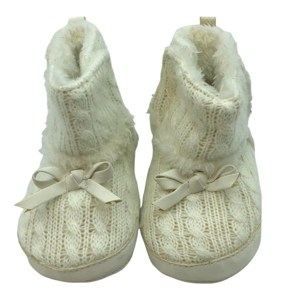 Carter's ankle booties boots 6-9 months‎ Cable Knit White Cream